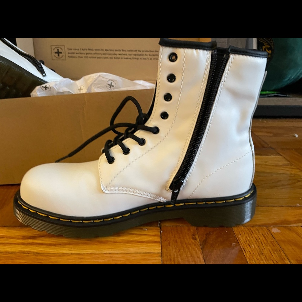 White side zip doc martens. NEVER WORN!